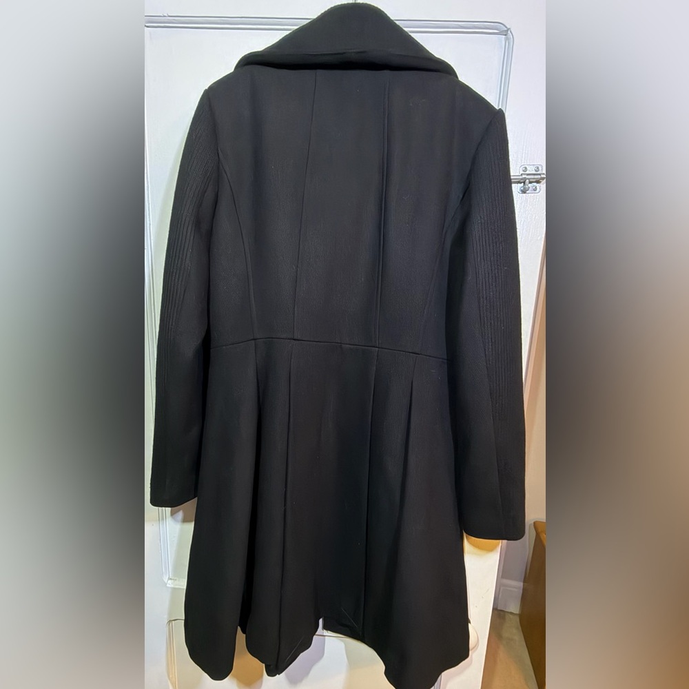 Guess Black Pea coat fit and flare with Silver buttons and zippers size large. - Picture 5 of 7